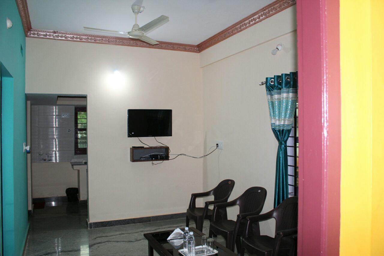 Iroomz Sri Vinayaka Comfort Virajpet Eksteriør bilde